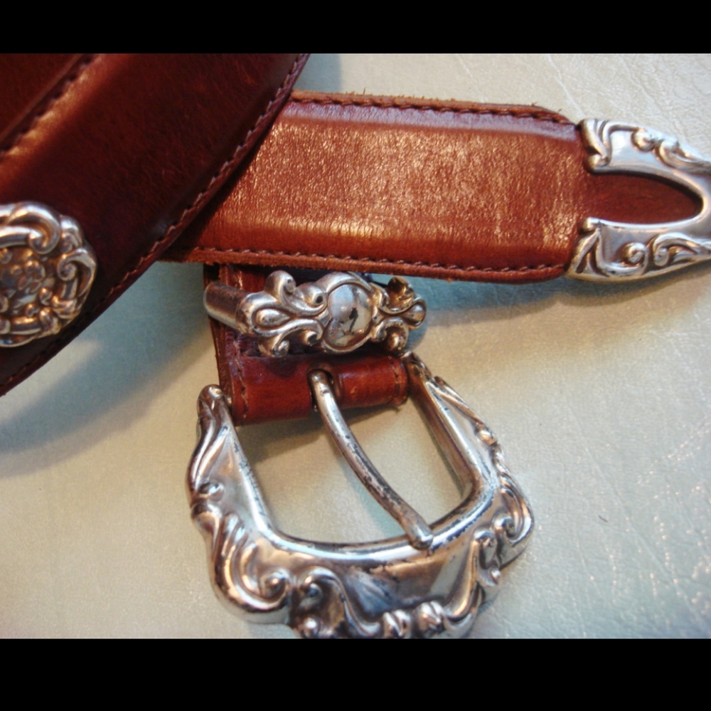 Vintage Fossil Silver Concho Leather Belt L